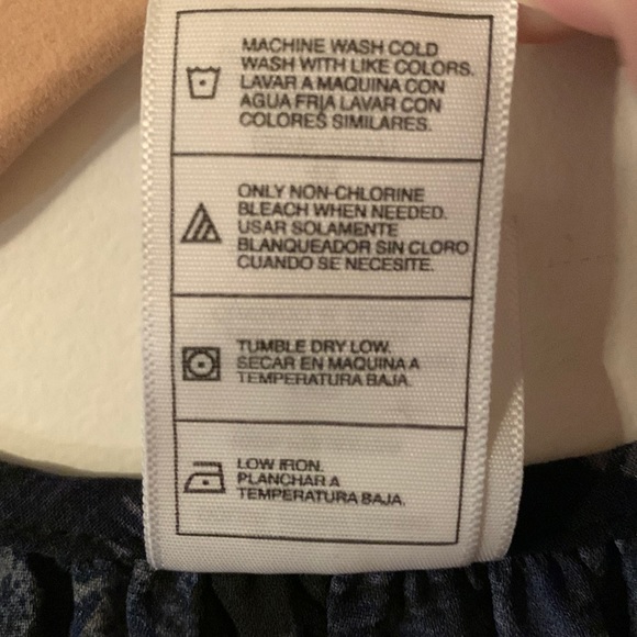 EUC Just My Size black, blue & grey front keyhole sheer blouse sz4x (26W-28W) - Picture 11 of 11